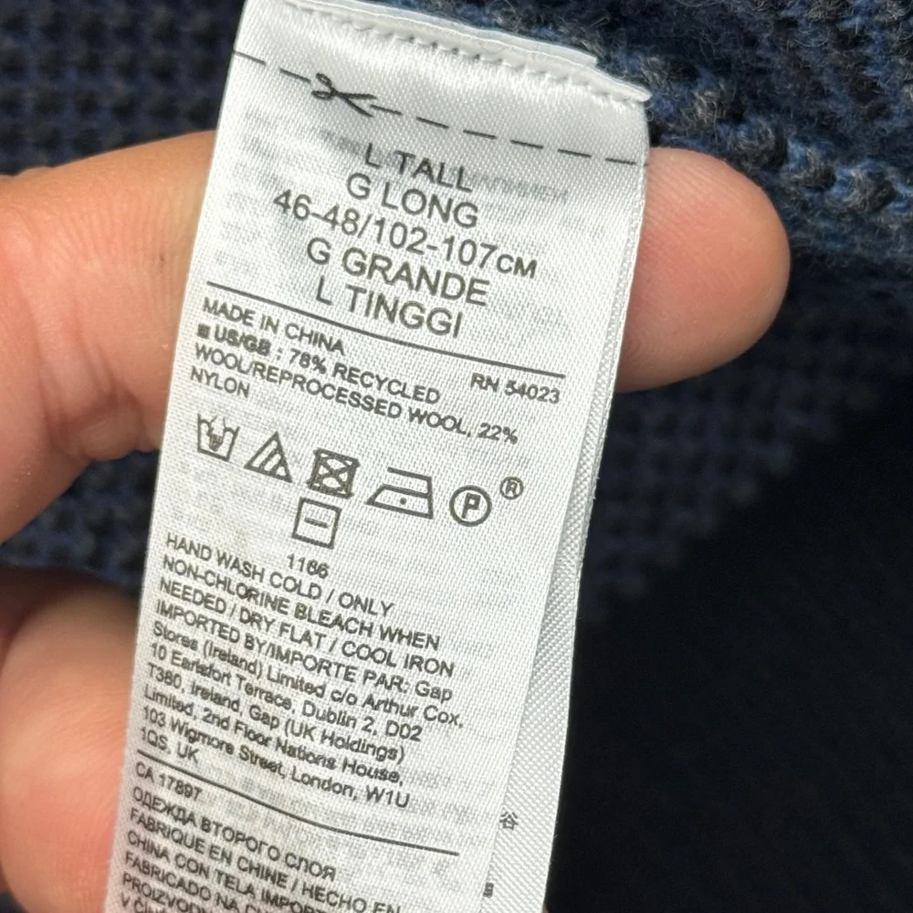 Banana Republic Men's Blue and Gray Crewneck Sweater recycled Italian wool